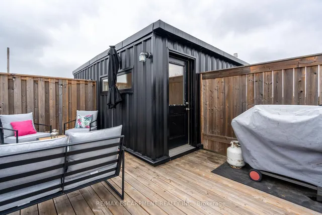 Additional image 43 of 219 Dundas St Unit 45