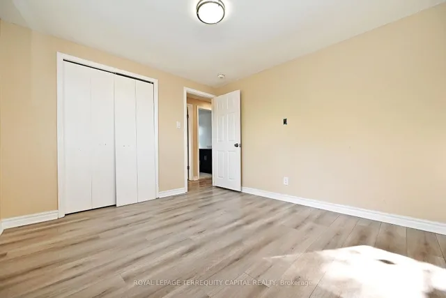 Additional image 25 of 73 Hickory Heights Cres