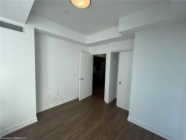 Additional image 17 of 5 Wellington St Unit 1704