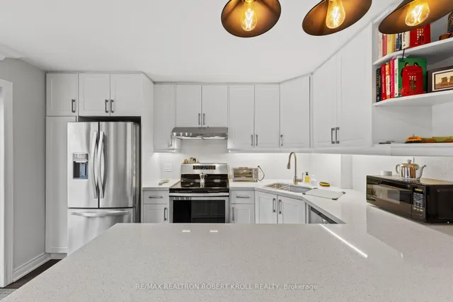 Additional image 16 of 37 Johnston Ave