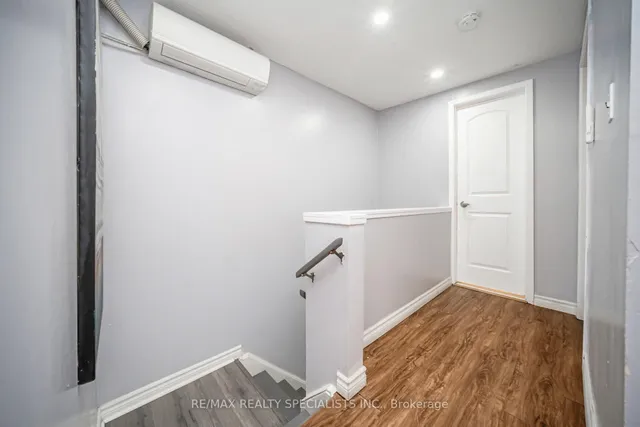 Additional image 22 of 20 Darras Crt