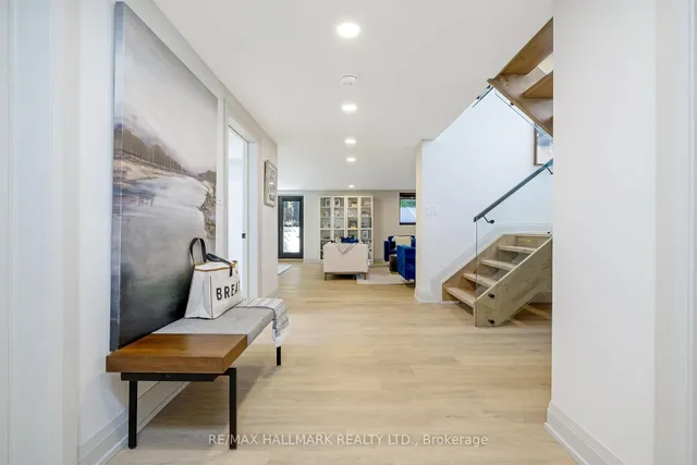 Additional image 37 of 68 Harewood Ave