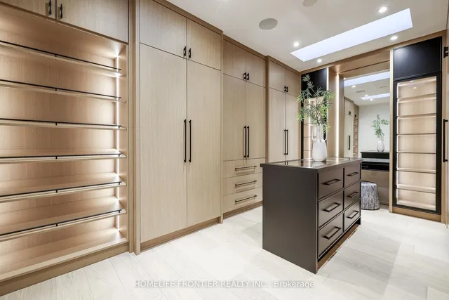 Additional image 22 of 44 Alexandra Blvd