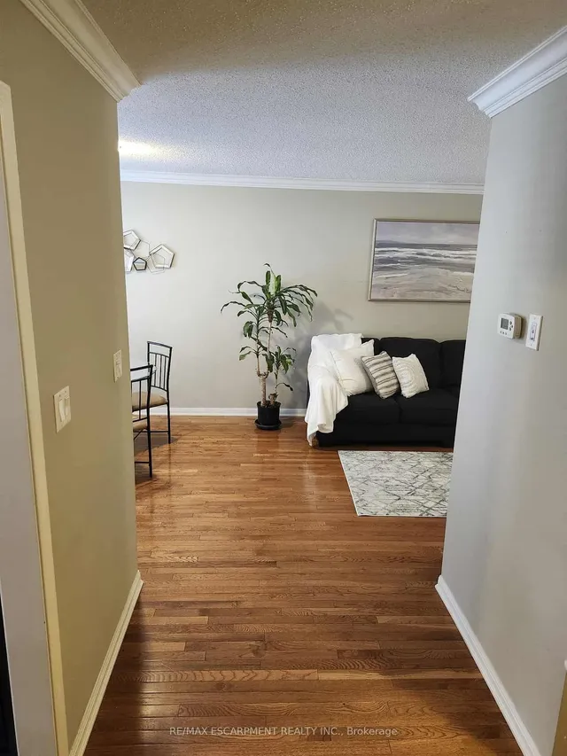 Additional image 40 of 280 Wetenhall Landing