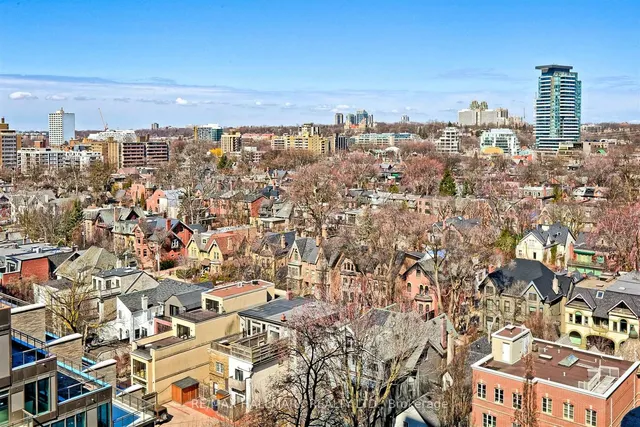 Additional image 40 of 38 Avenue Rd Unit 1201