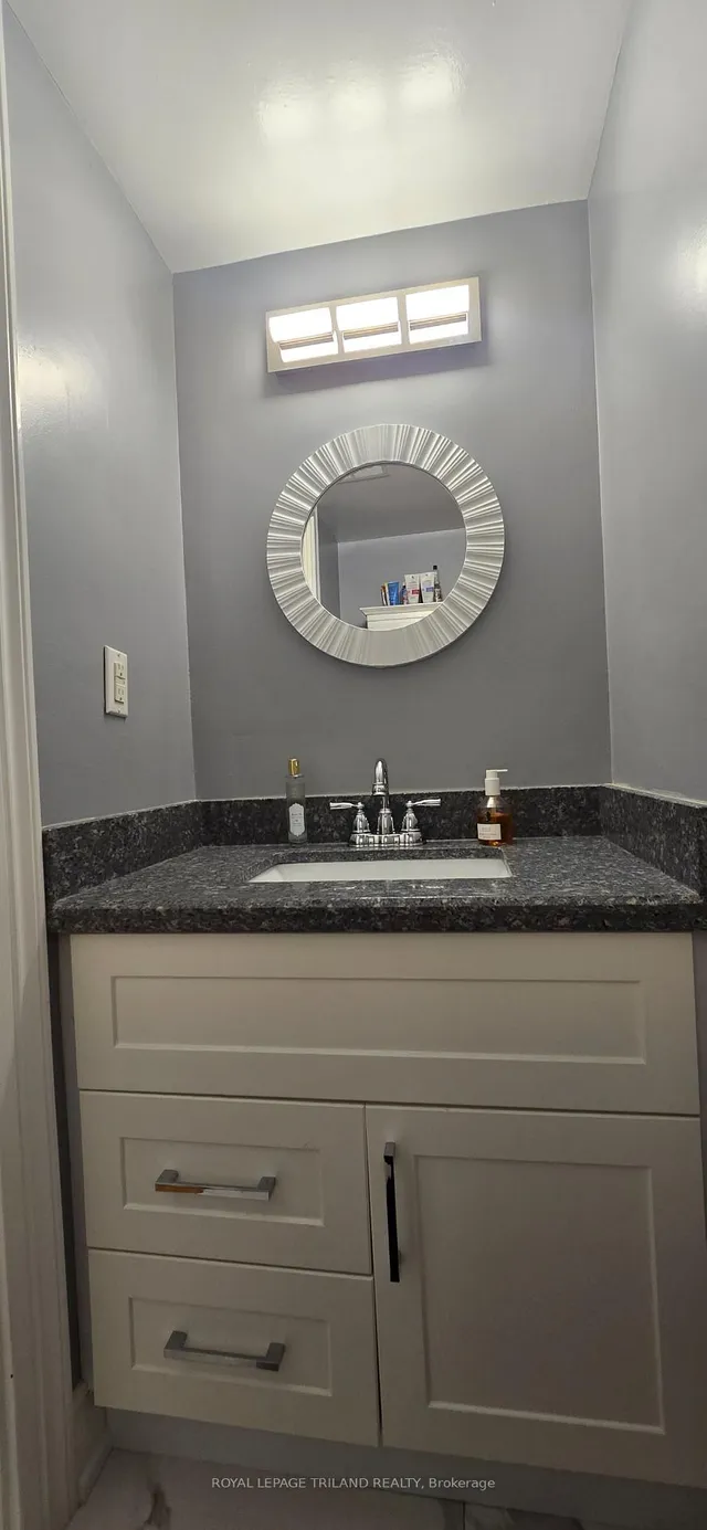 Additional image 19 of 44 LONGBOURNE Dr Unit 405