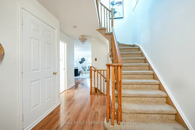 Additional image 8 of 192 Cresthaven Rd Unit 19