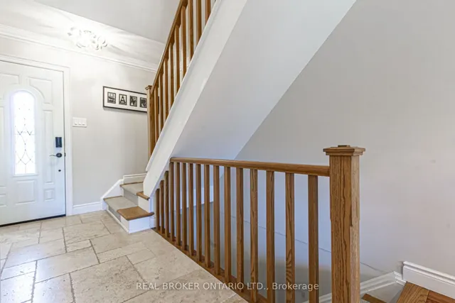 Additional image 3 of 1522 Lancaster Dr Unit 18