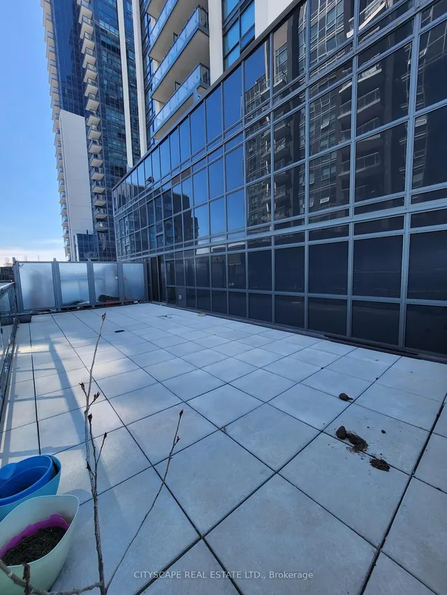 Additional image 22 of 30 MEADOWGLEN Pl Unit 616