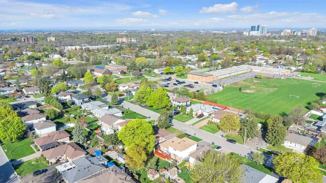 Additional image 38 of 9 Pleaseley Rd