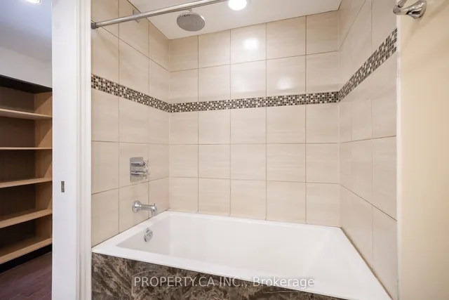 Additional image 19 of 55 Lombard St Unit 203
