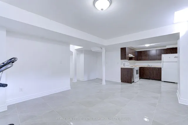 Additional image 34 of 27 Beresford Cres