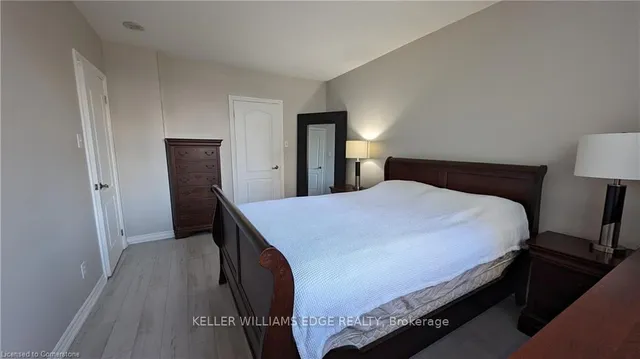 Additional image 18 of 135 James St Unit 115