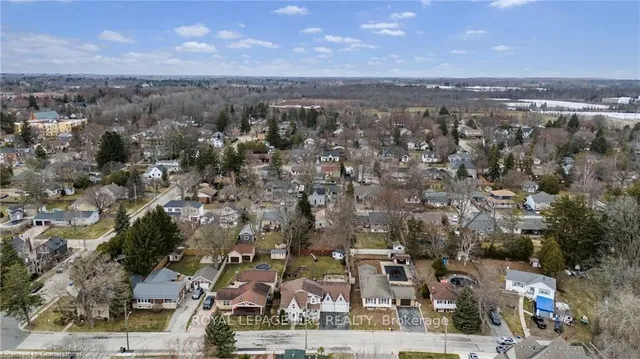 Additional image 3 of 21 Raglan St