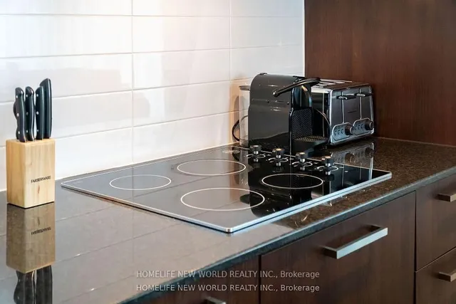 Additional image 7 of 12 York St Unit 3402