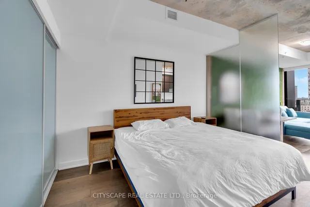 Additional image 27 of 629 King St Unit 1304