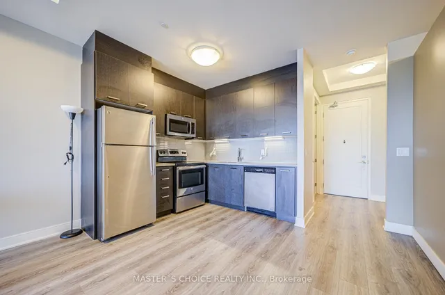 Additional image 11 of 150 Main St Unit 906