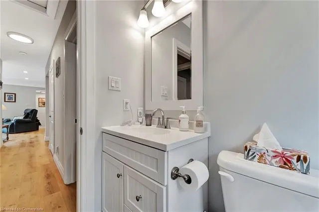 Additional image 12 of 204 Clark Ave