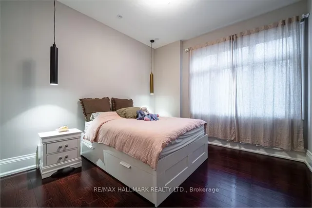 Additional image 31 of 48 Hurlingham Cres