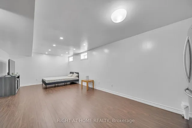 Additional image 41 of 83 River Rock Cres