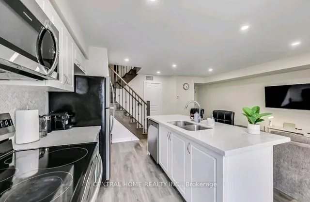 Additional image 5 of 2355 Sheppard Ave Unit 241