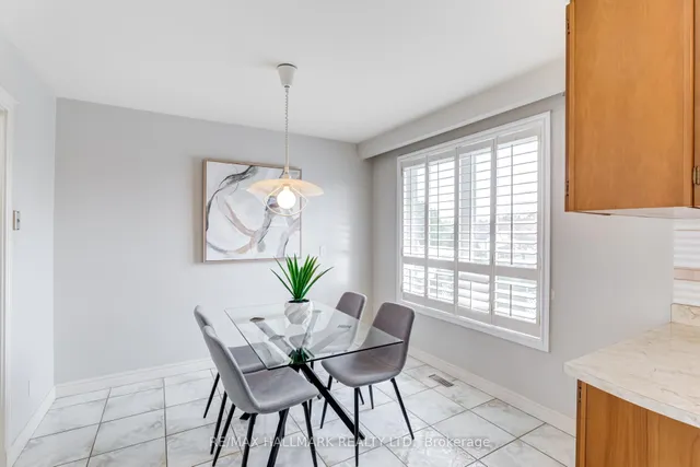 Additional image 10 of 44 Arkona Dr