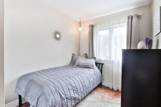 Additional image 27 of 26 Laidlaw St Unit 1521