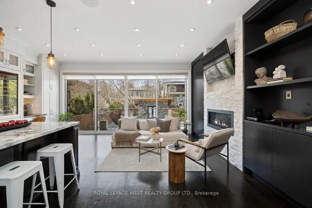 Additional image 26 of 218 Cameron Ave