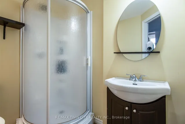 Additional image 38 of 80 Old Country Dr Unit 9