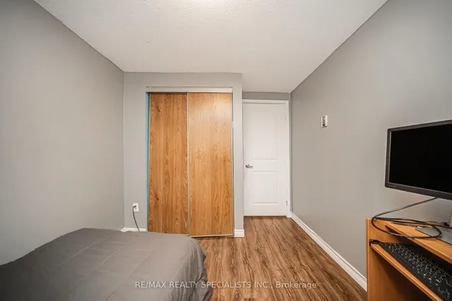 Additional image 28 of 20 Darras Crt