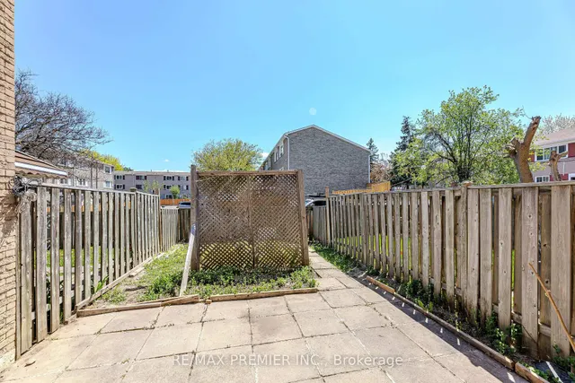 Additional image 13 of 2012 Martin Grove Rd Unit 48