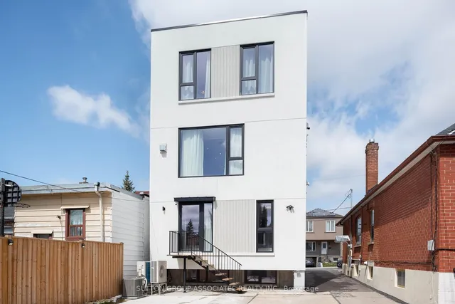 Additional image 43 of 33 Lanark Ave