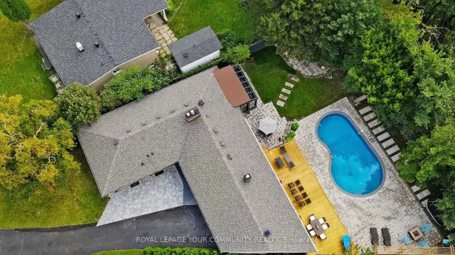 Additional image 12 of 33 Cloebury Crt