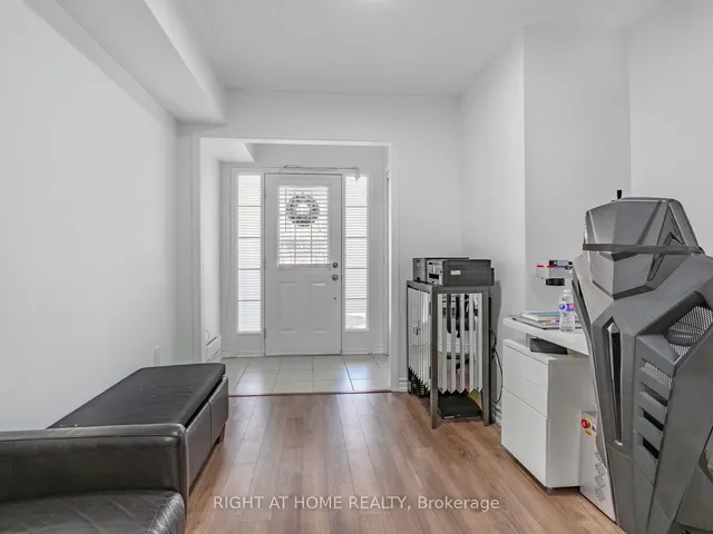 Additional image 5 of 651 Laking Terr