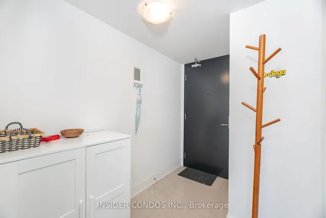 Additional image 4 of 955 Bay St Unit 2607