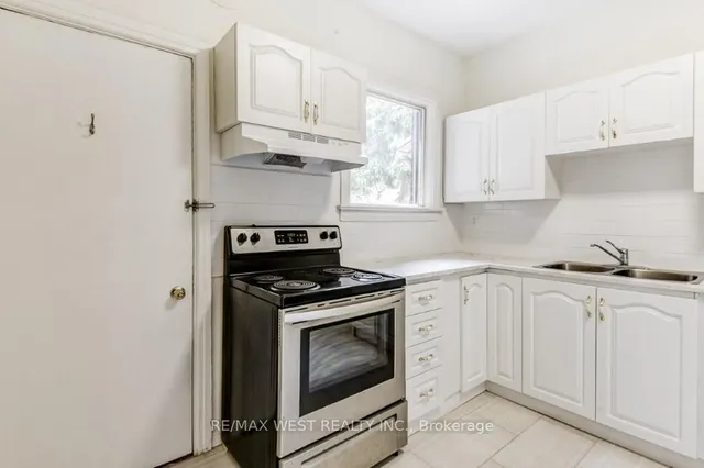 Additional image 13 of 413 Parkside Dr