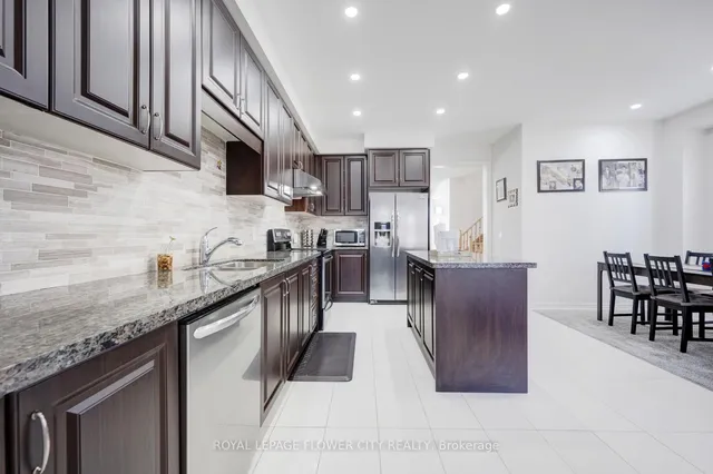 Additional image 19 of 79 Yellowknife Rd