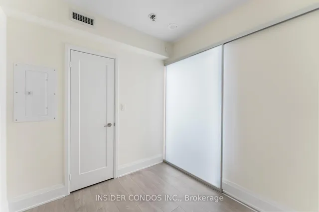 Additional image 24 of 27 Bathurst St Unit 1203