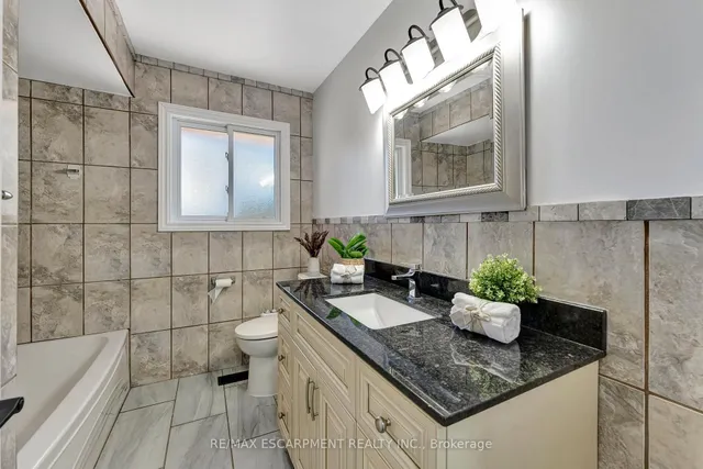 Additional image 19 of 216 Sioux Rd