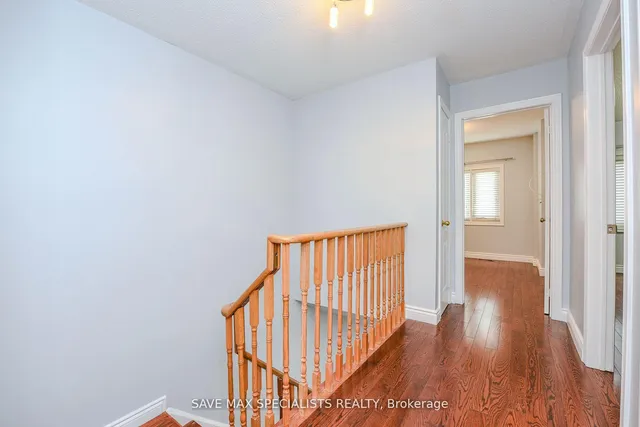 Additional image 24 of 622 Lumberton Cres