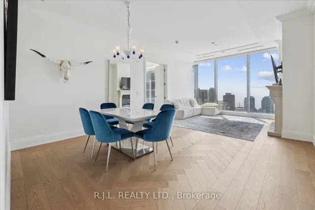 Additional image 14 of 183 Wellington St Unit 2505