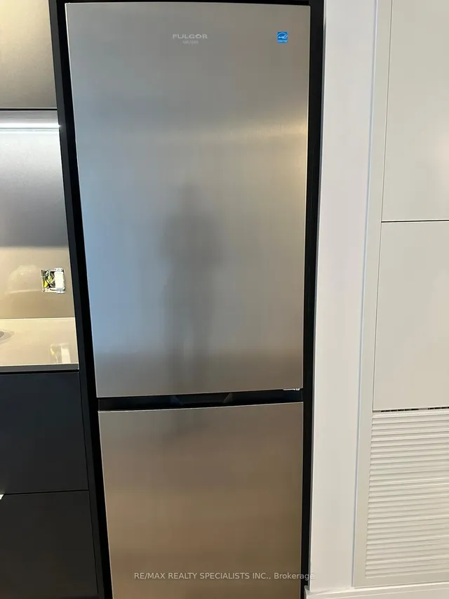 Additional image 22 of 1 Jarvis St Unit 720