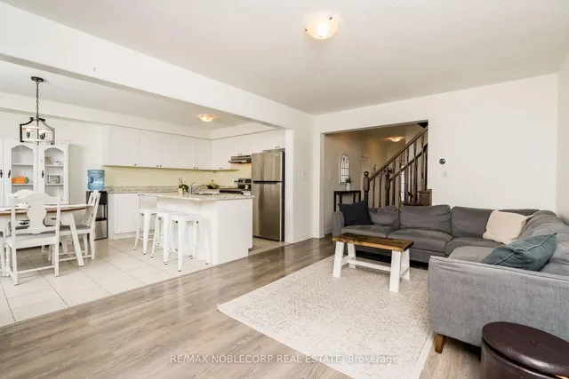 Additional image 17 of 1152 Duignan Cres