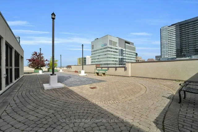 Additional image 33 of 633 Bay St Unit 2512