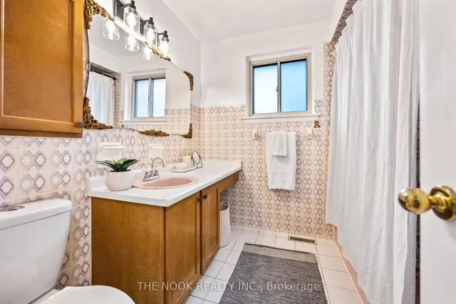 Additional image 25 of 5 Starlake Dr