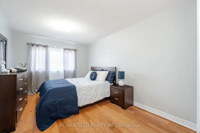 Additional image 9 of 566 Leatherleaf Dr