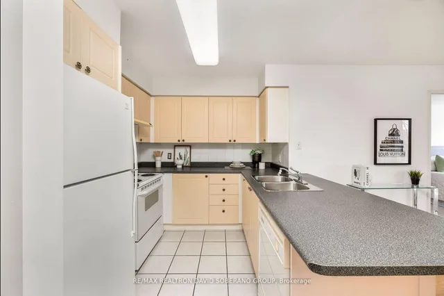 Additional image 3 of 256 Doris Ave Unit 507