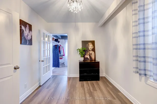 Additional image 31 of 9 Spring Grove Ave