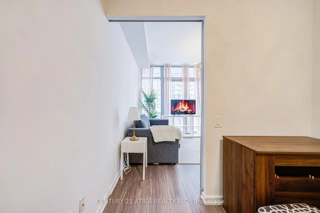 Additional image 26 of 105 The Queensway N/A Unit 812