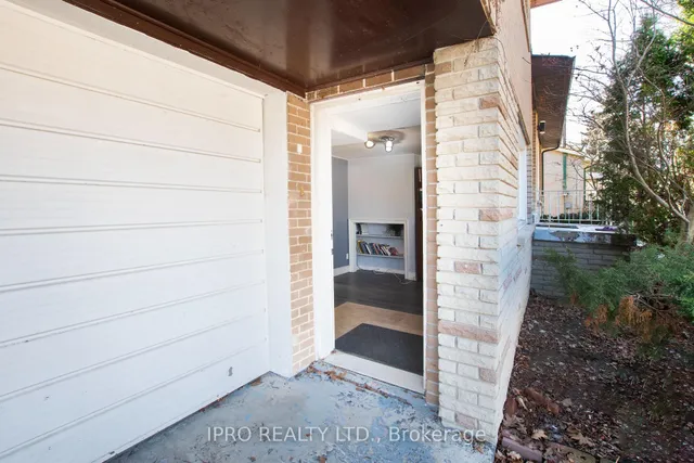 Additional image 36 of 23 Urbandale Ave